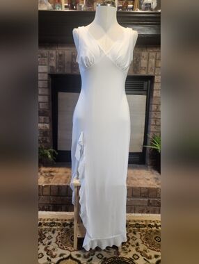 White V-neck Ruffle Mesh Dress.